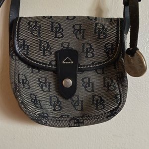 Dooney & Bourke signature fabric crossbody bag